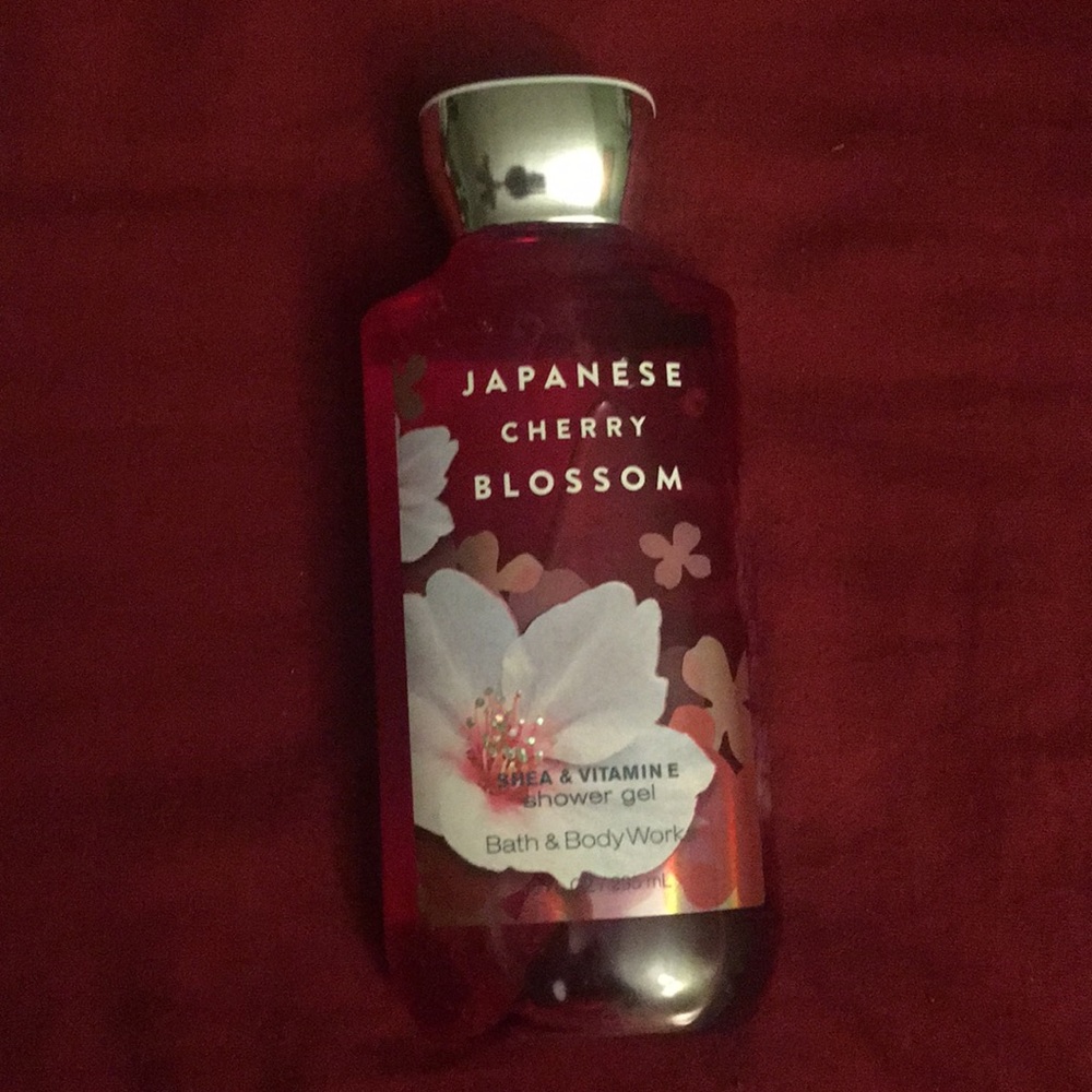 Japanese Cherry Blossom Shower Gel- New